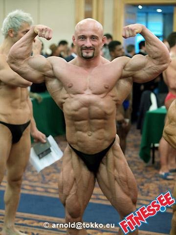 Robert Piotrkowicz avant l'arnold Classic 2008 (a 3 semaines) Fgfg10