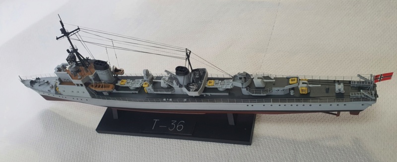 Torpilleur Classe 1939 T 23  (terminé) & Contre torpilleur classe 1936A  Z31 / D 601 MARCEAU Réf 81011 & 85009 - Page 2 20220616