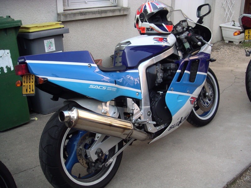Bientôt 25 ans de GSX-R !!!! - Page 3 Sorti_10