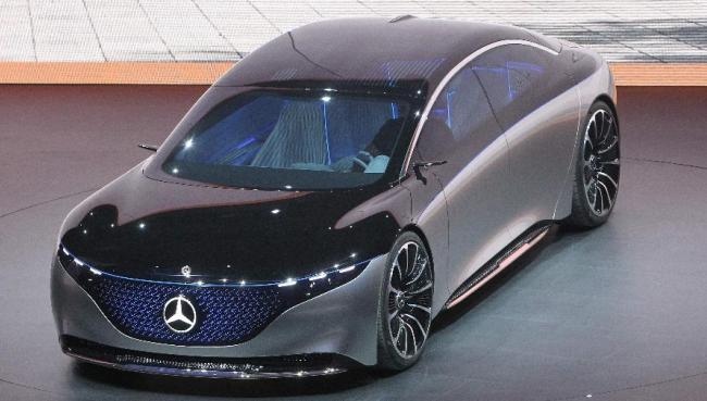 Mercedes-Benz Vision EQS é sedã de luxo 100% elétrico inspirado em iates Merced27