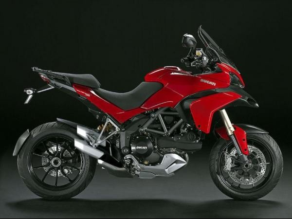 Nouveaux bolides pour 2010 Ducati11