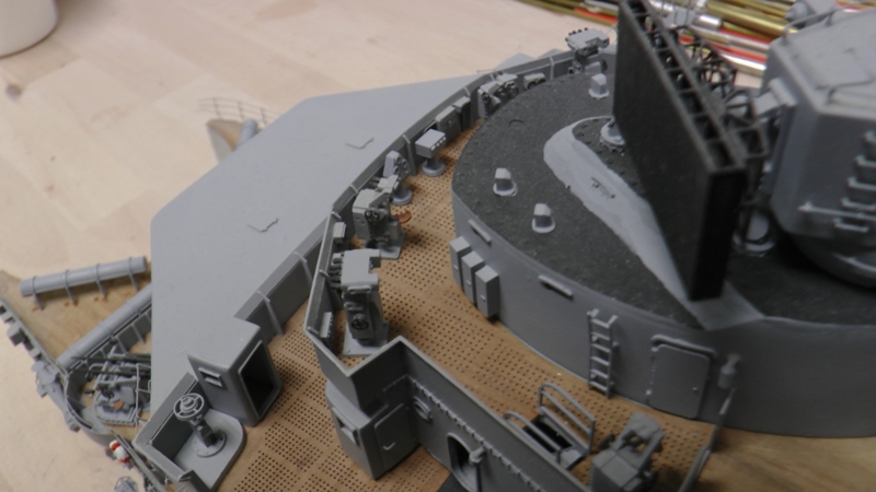 Bau der Bismarck in 1:100 - Seite 24 S1290012