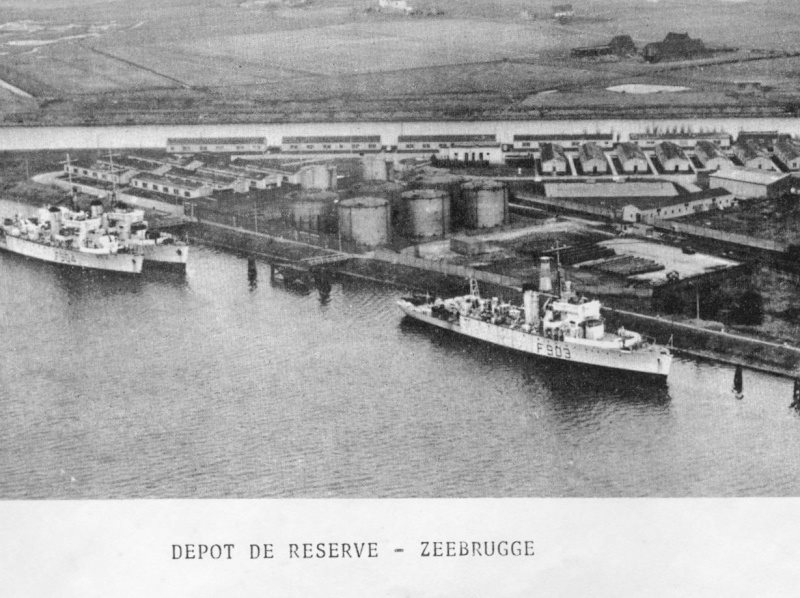 F903 A.F. Dufour (ex HMCS Winnipeg) - Page 2 Old_ze11
