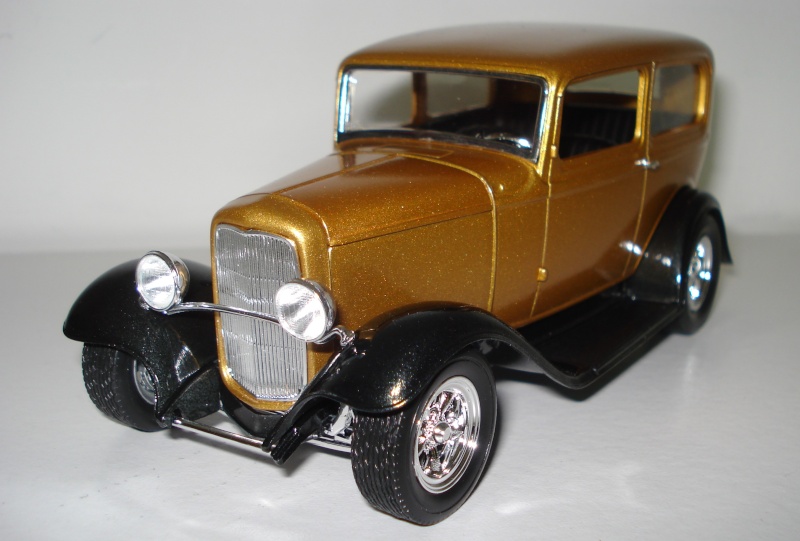 1932 Ford Sedan 00610