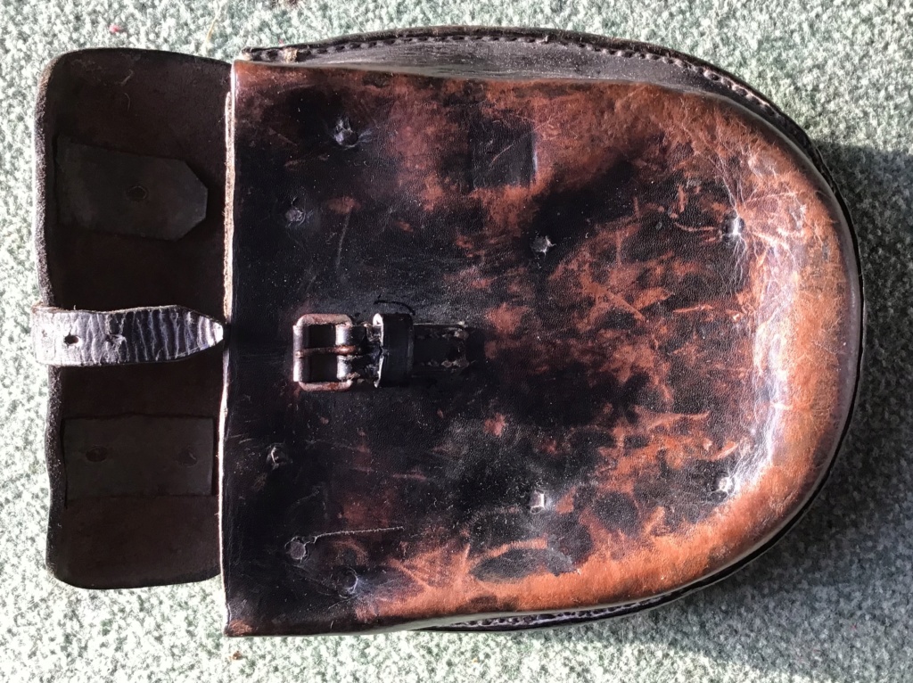 Case, leather - Allemande? 92095710