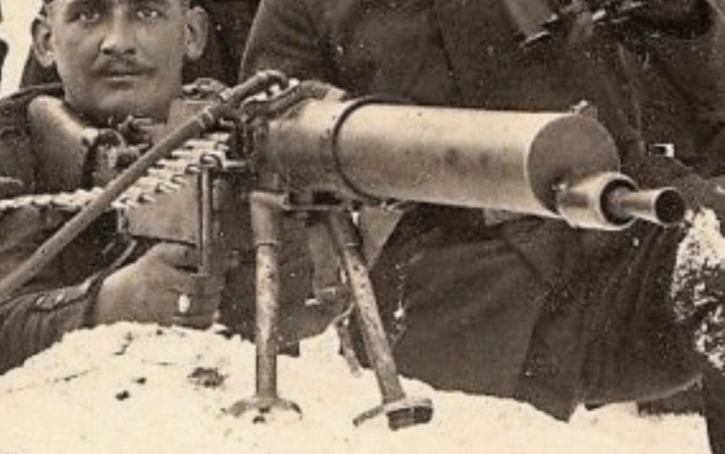 La mitrailleuse MG 08/15 et ses accessoires  D13dd310