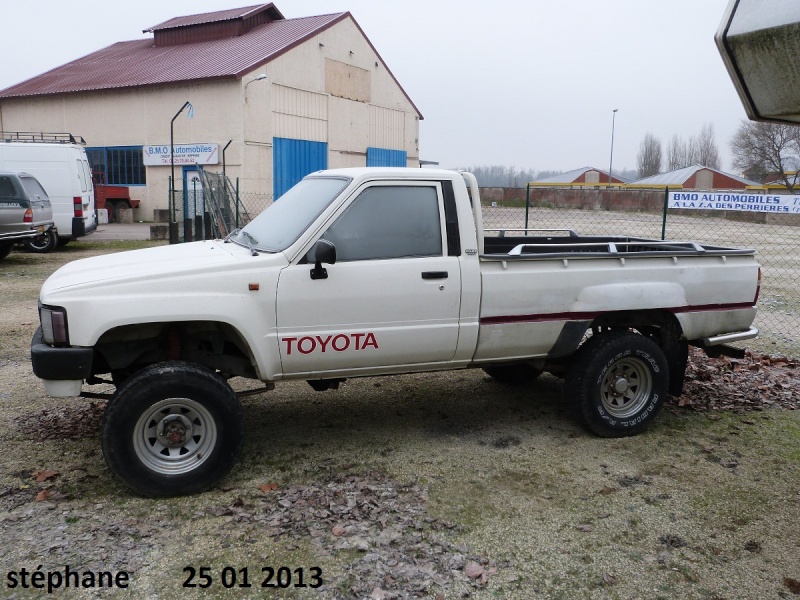 Toyota Hilux P1050873