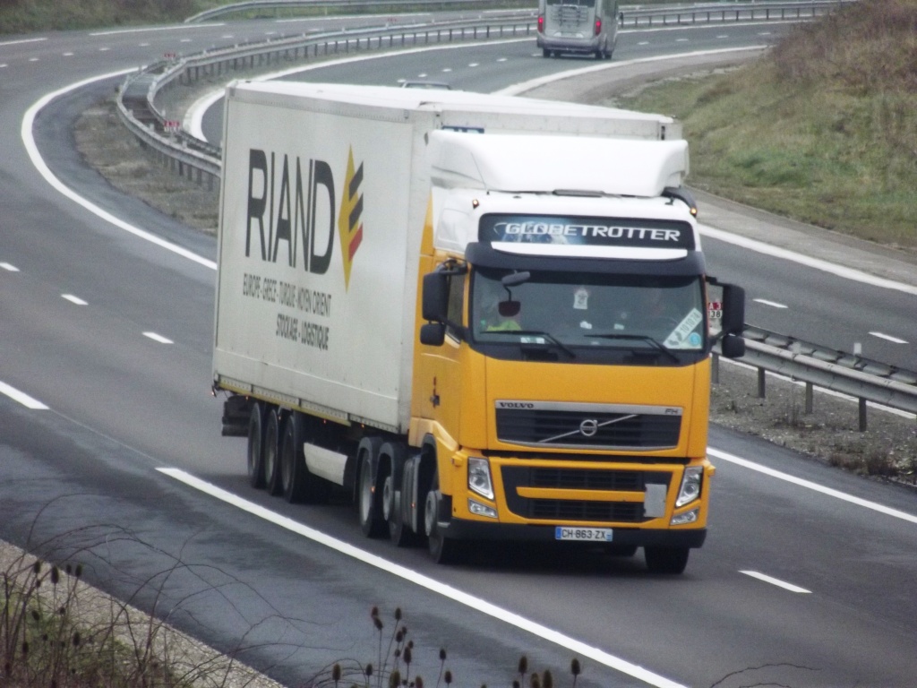 Riand (Magland, 74)(groupe Mermet) Consta85