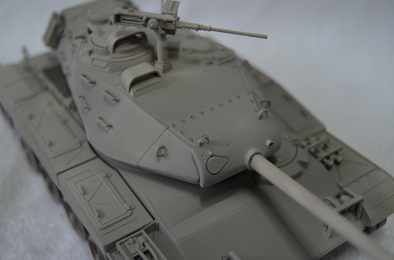 M41 Walker Bulldog (Tamiya 1/35) Véhicule Fini ! Dsc_0036