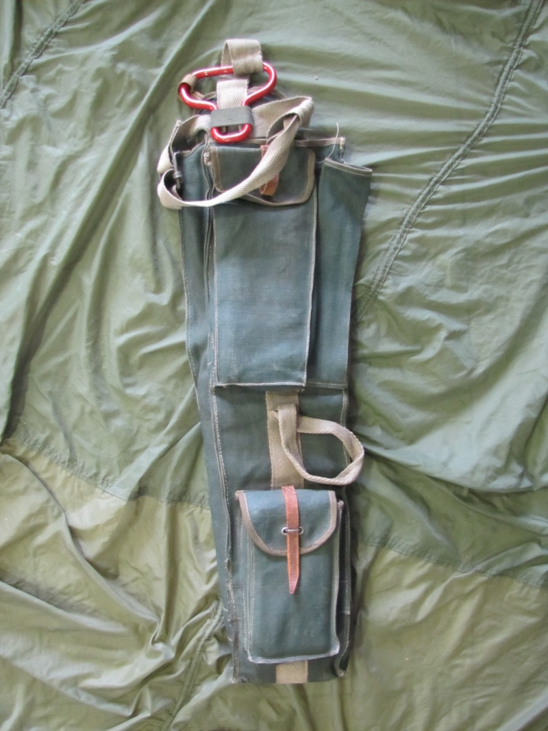 [Parachutes] Les gaines de saut, containers, altimètres, (...) de l'armée Française, depuis 1945. Img_1010