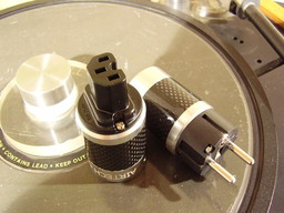 amplificatore per cuffia KGSS by Airtech Avo22
