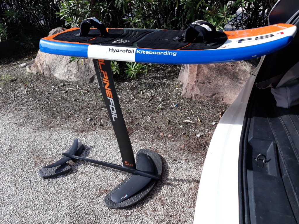 Vendu Foil Alpinefoil full carbon 5.0  1050 Euros, Complet avec board 1300 20181011