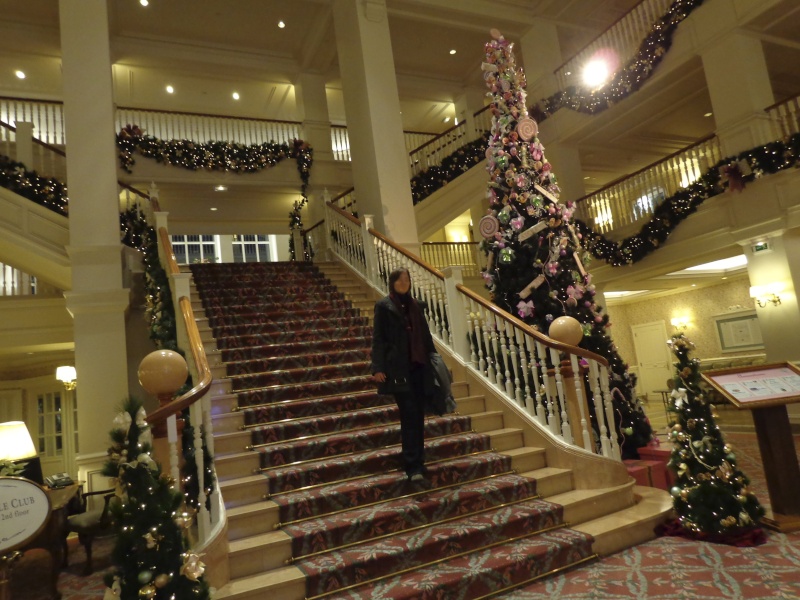 Noël Merveilleux au Disneyland Hotel du 23 au 26 décembre  Dsc00525