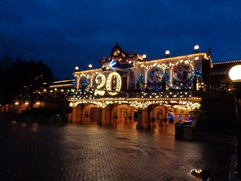 Noël Merveilleux au Disneyland Hotel du 23 au 26 décembre  - Page 2 Dsc00528