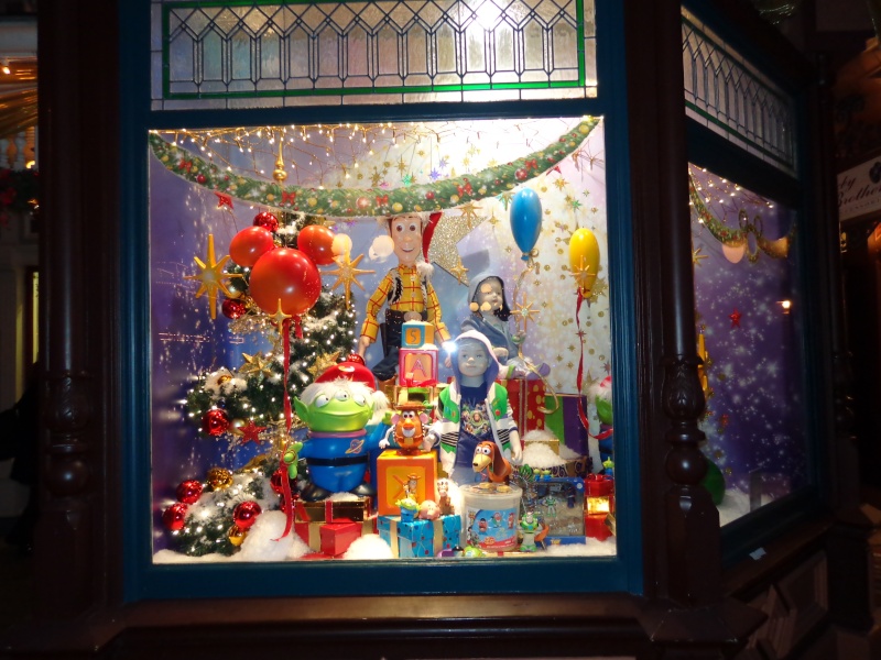 Noël Merveilleux au Disneyland Hotel du 23 au 26 décembre - Page 3 Dsc00715