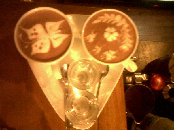 Chocco latte art ? 42687710