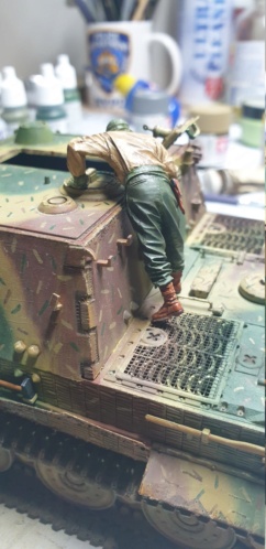 Sturmmörser Tiger - Italeri 1/35 Mise a jour le 25/11 - Page 6 20201161