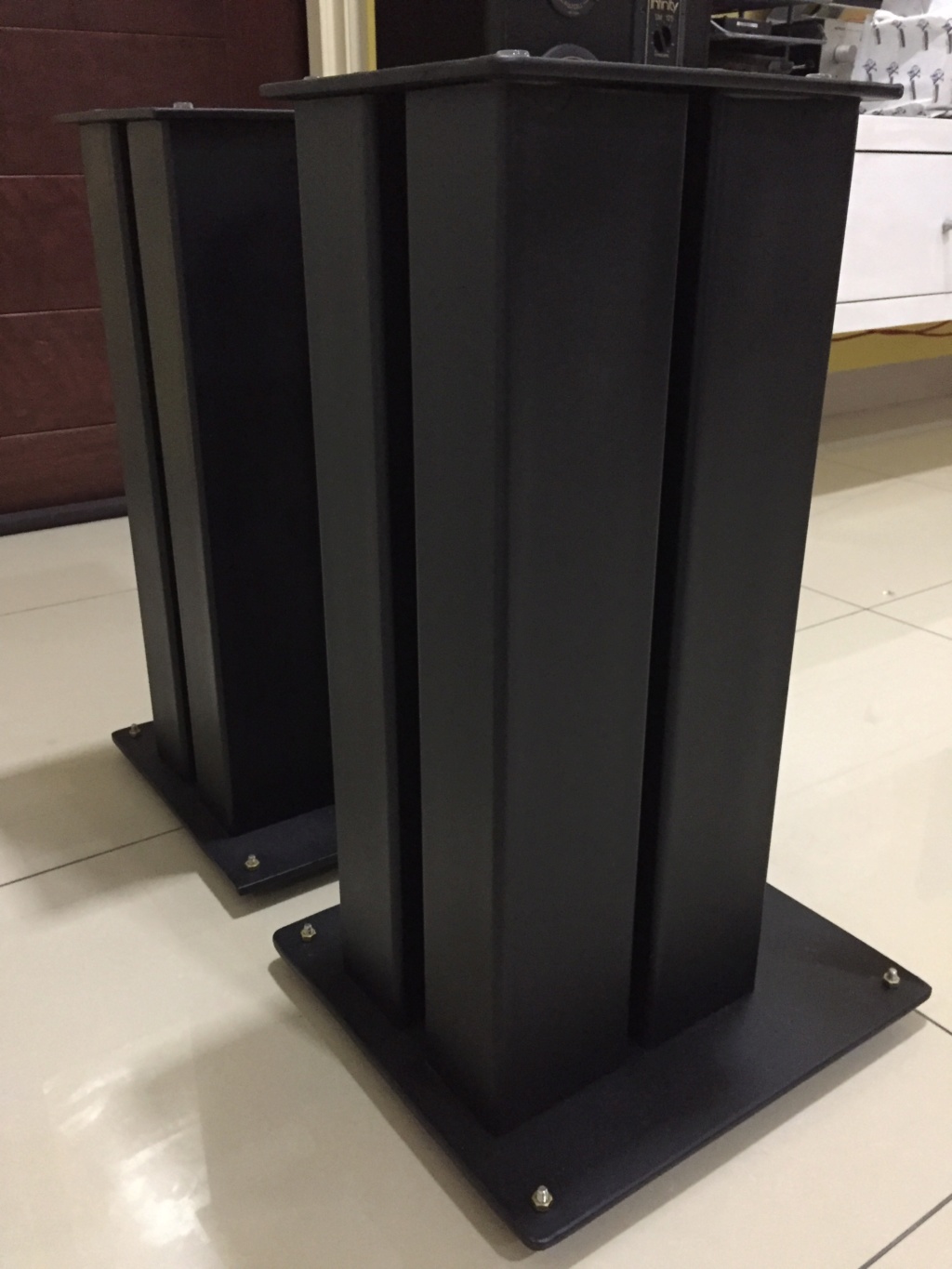 Speaker stand solid metal ( sold) 213