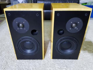 Image bookshelf speaker ( Sold) 237