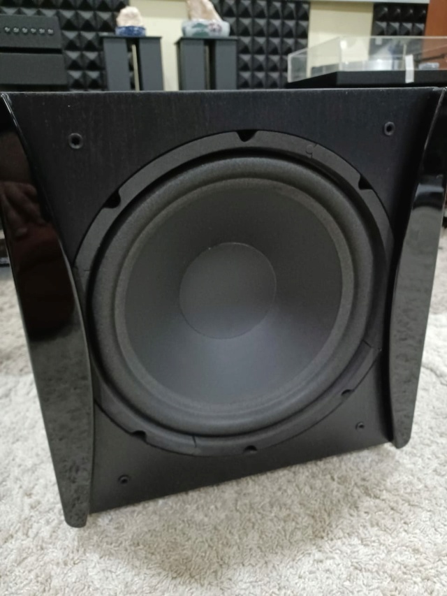 Velodyne Subwoofer 12" ( Sold) Bfaff910