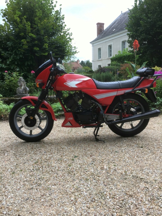 Moto Morini 350K2 Sport K2_gau10