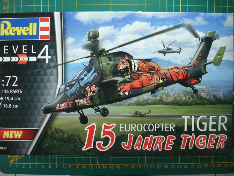 [REVELL] EUROCOPTER TIGER "15 Jahre Tiger" 1/72ème Réf 03839  Dsc09245
