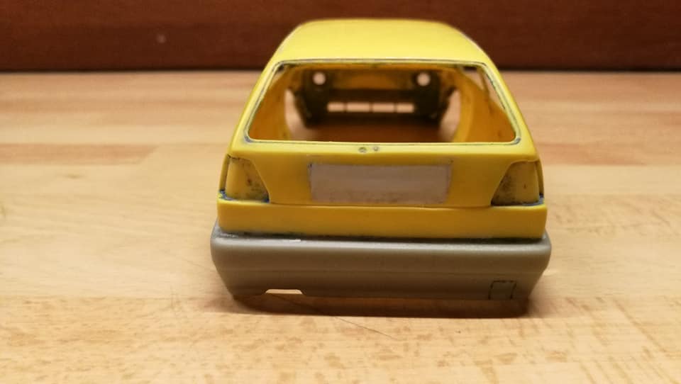 [FUJIMI] VOLSKWAGEN GOLF II GTI Réf 04602 01515