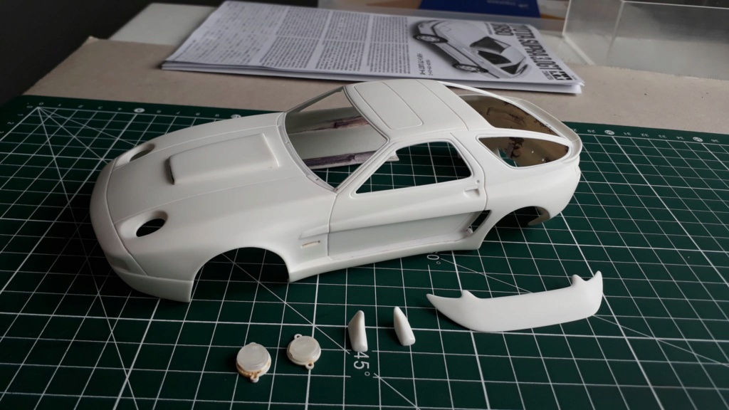 1/24 FUJIMI PORSCHE 928 S4 P13b10