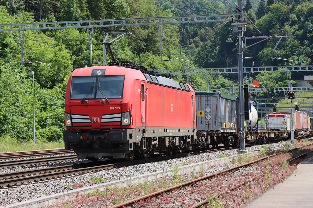 Bahn 2023 - Seite 2 0957