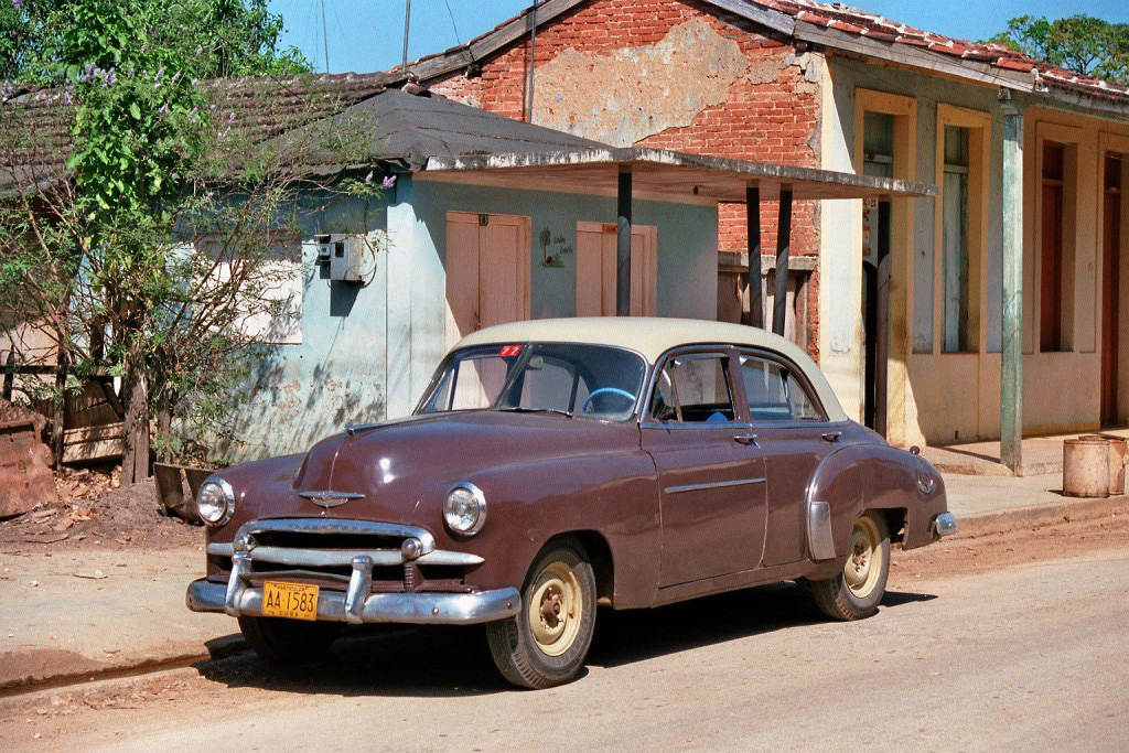 Almendrones in Cuba. 4510