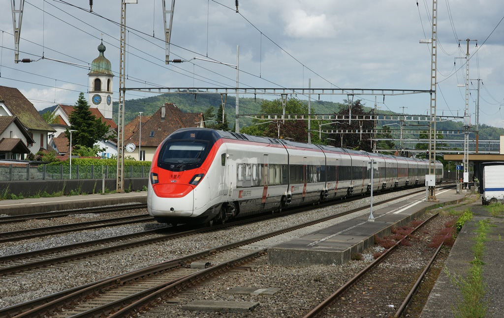 Bahn 2021 - Seite 4 Dsc01313