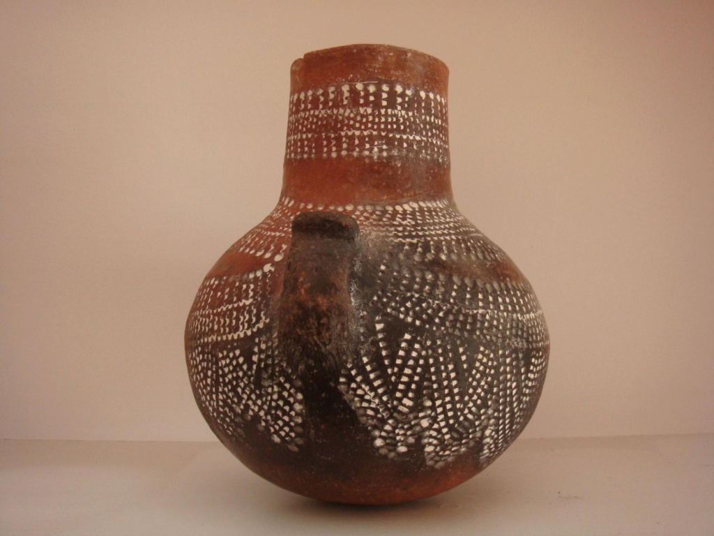 Varias piezas de cerámica primitiva 80302d10