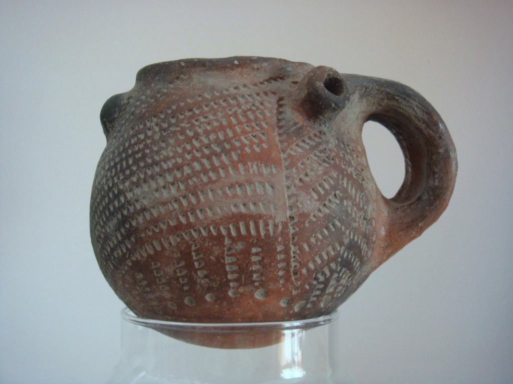 Varias piezas de cerámica primitiva 985e7110