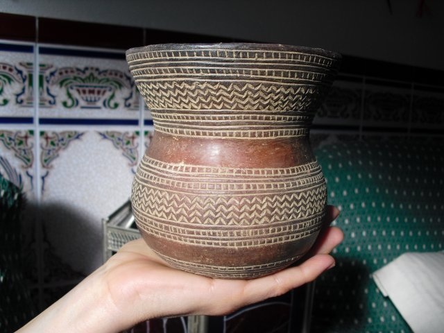 Varias piezas de cerámica primitiva D292c110