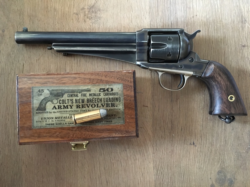Le Remington .45 de Frank et Jesse James. Img_1721