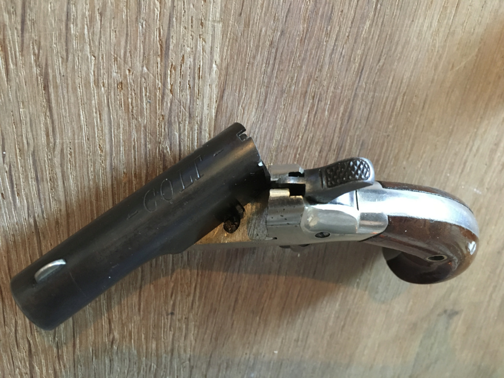 Le Colt derringer en 'noir et or' Img_3140