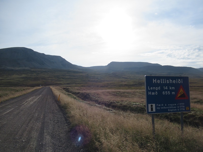 l'Islande à vélo - Page 2 24_hel10