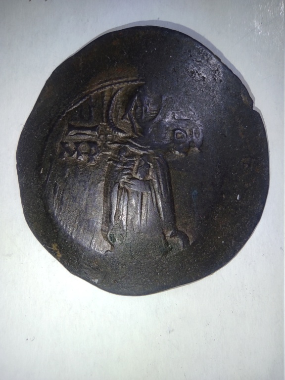 Trachy de Andrónico I. Virgen entre MHTP (monograma) y ΘV. Constantinopla Img_2171