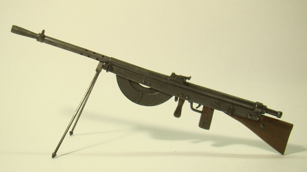 fusil-mitrailleur de 8 mm CSRG modle 1915 - FM Chauchat Chauch48