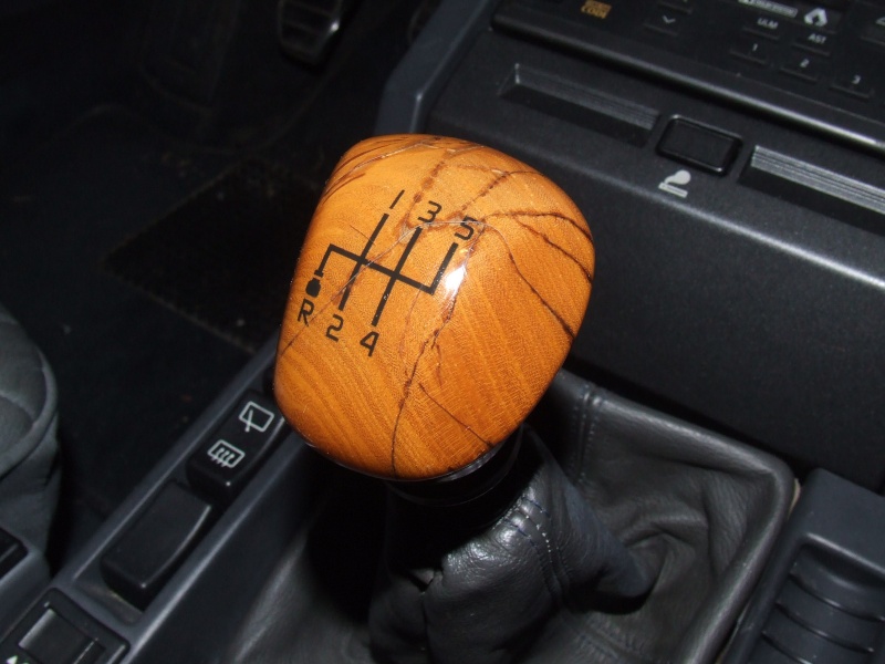 Pommeau levier de vitesse en bois Dscf1210