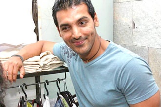 John Abraham Sans_t10