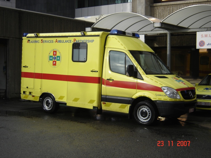 nouvelle ambulance crafter pour érasme Dsc08715