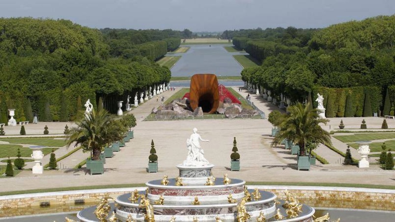 Anish Kapoor expose ses oeuvres à Versailles - Page 5 11400910