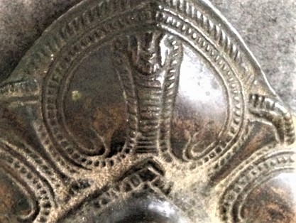 Brûle encens Khmer Thaïlande en bronze Lotus cobra Img_1410