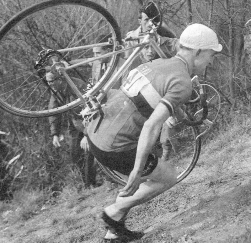 bidon huile avec un cycliste identifié Fritz ZBLINDEN J10