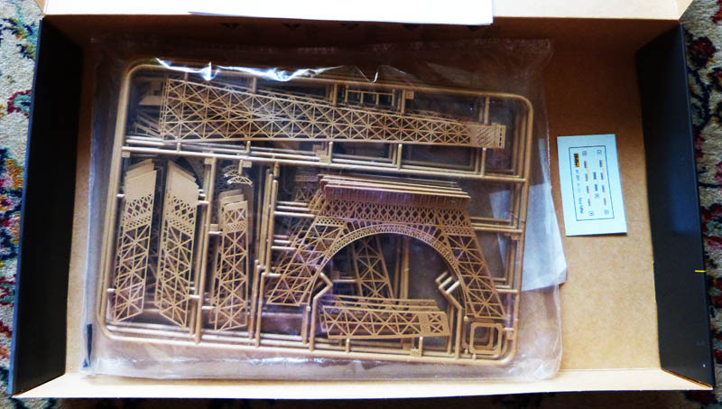 Tour EIFFEL 1/650ème Réf 61201 Tourei12