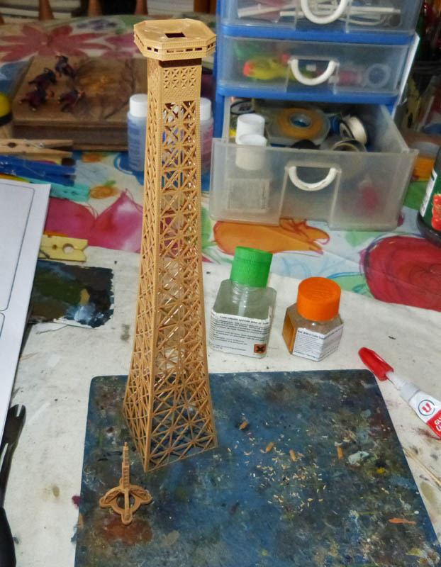 tour - Tour EIFFEL 1/650ème Réf 61201 Tourei40