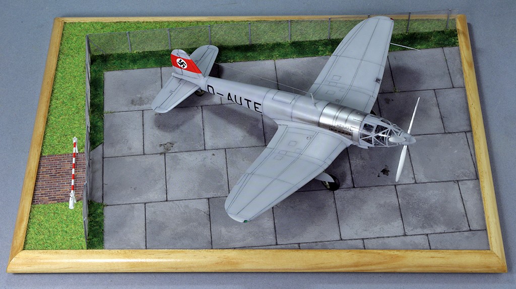 Heinkel He 119 V4 (Planet Model) Img_4533