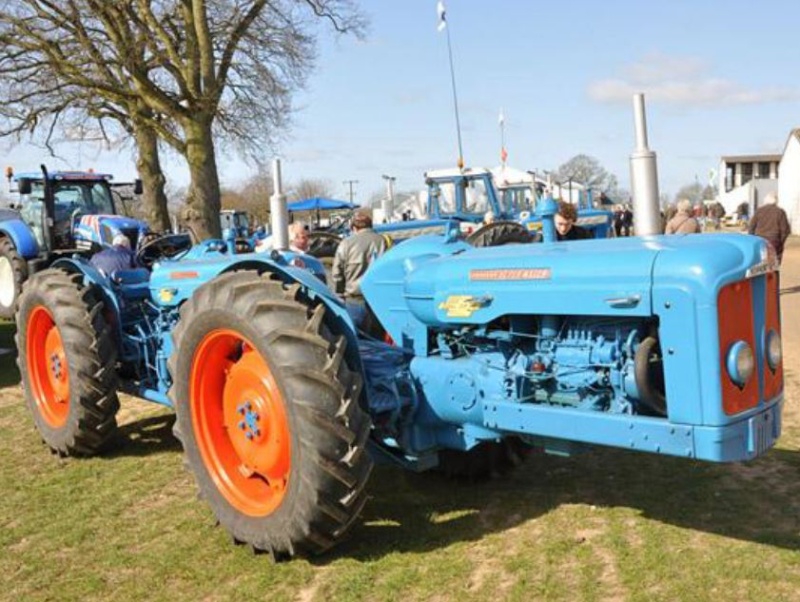 DOE'S "TRIPLE-D" tractor Capt1203