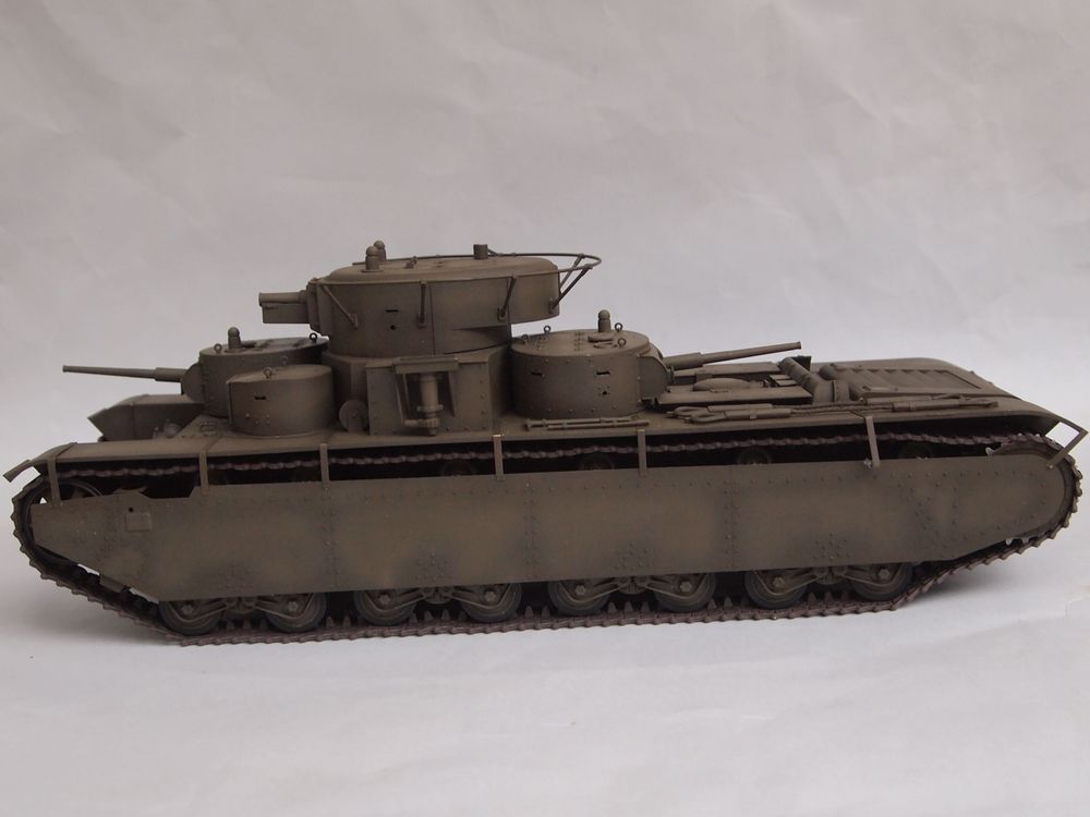 T-35 début de production [Hobby Boss ref 83841 echelle 1/35): la peinture Mon1311